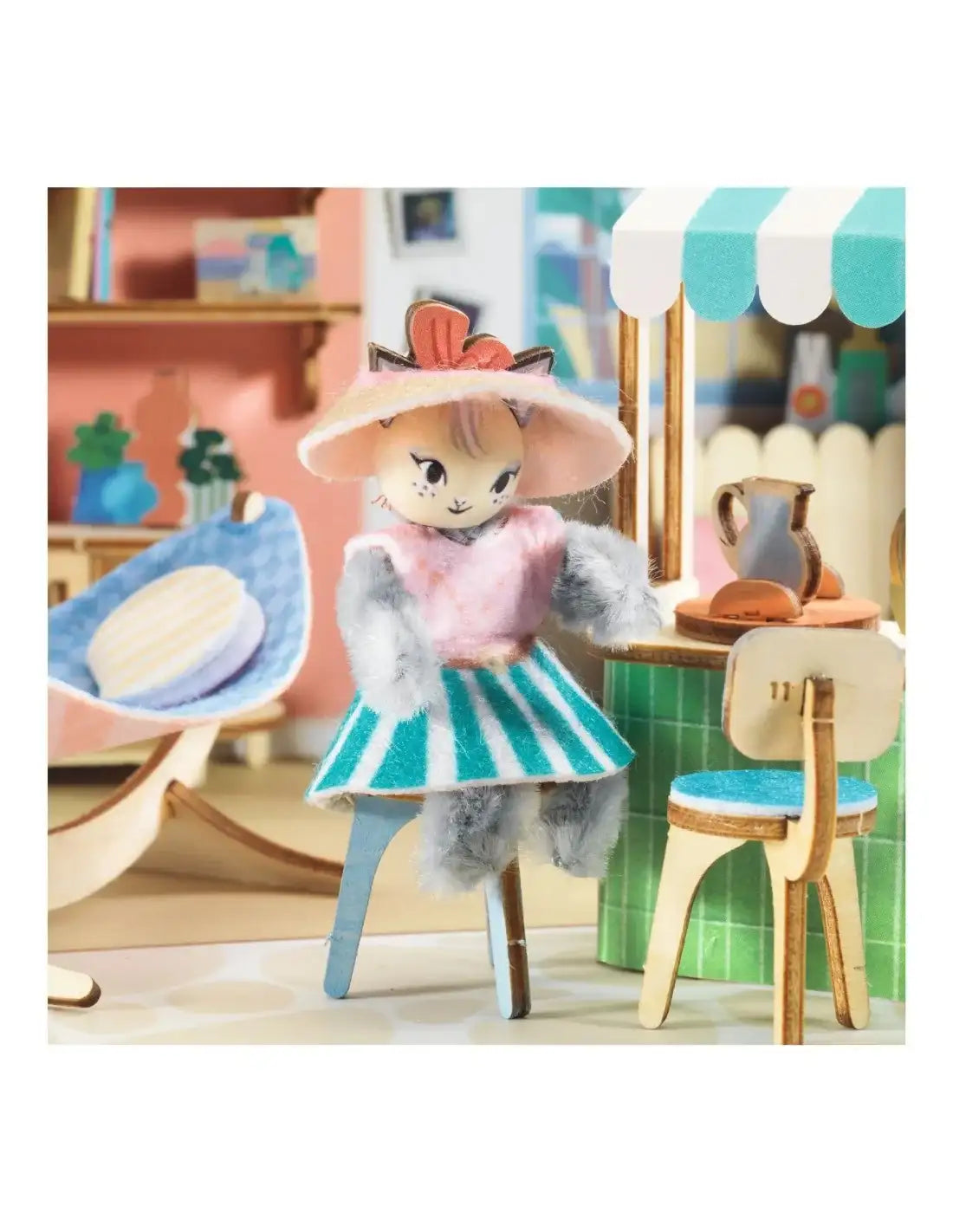 Djeco DIY Mi House Mia 8+